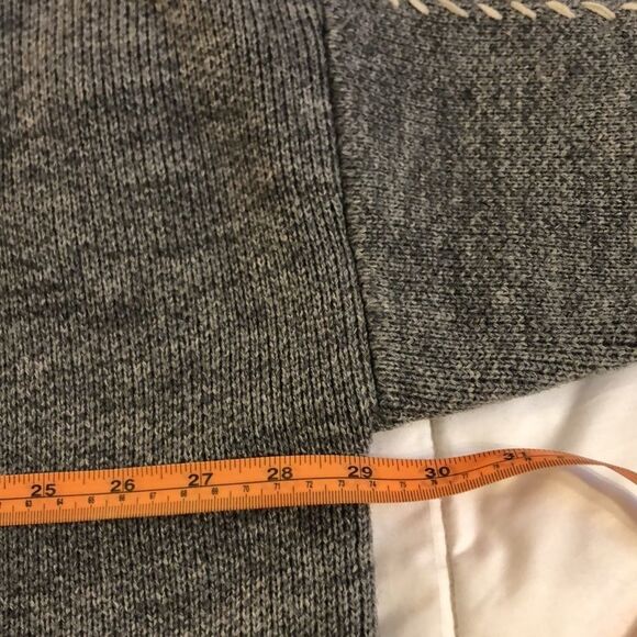 M.P. Studios SZ Large Oversized Gray Cardigan NWOT Pit to Pit  approx 29" NWOT - Picture 5 of 16